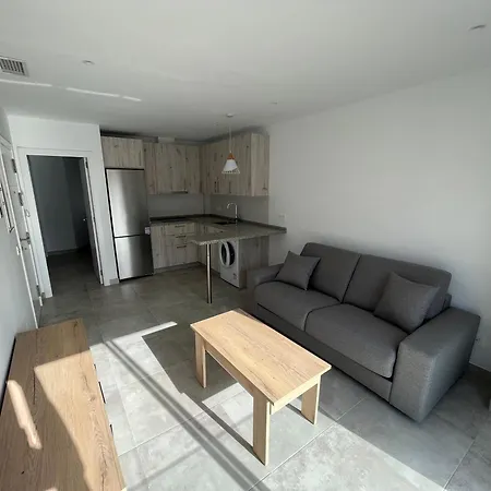 Piso Alma 2b * Фуэнхирола